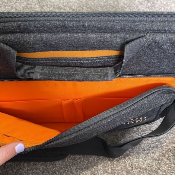 NWOT laptop case - Picture 3 of 5